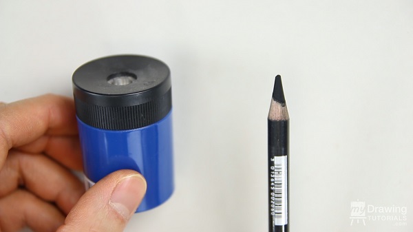 How to Sharpen a Drawing Pencil 1